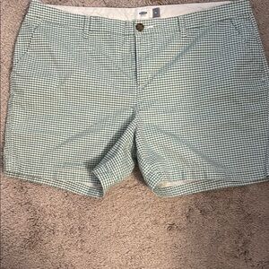 Old Navy plaid shorts size 16